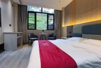 Dingjie Yijiangnan Hotel