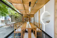Floral Hotel · Taishan Yunjuju Hotel