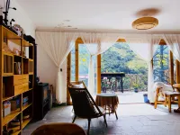 Nuodeng Banshan Courtyard Chinese Inn