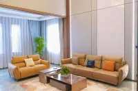 Hotian Yuhu Yayuan Homestay - Balkoner