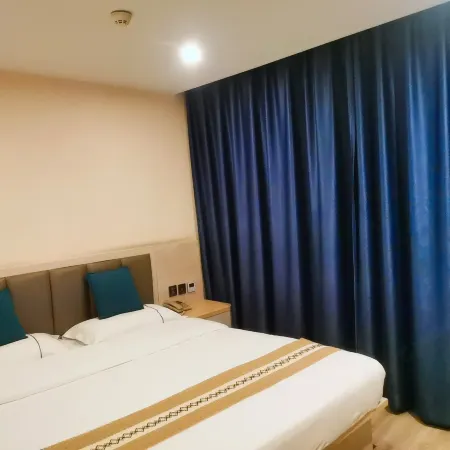 Nanling Jiadun Business Hotel