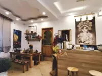 Luliang May Flower City Homestay