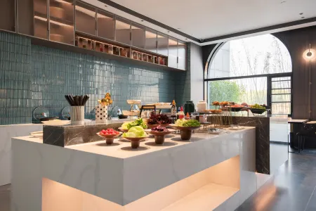 Seven Hotel (Jiaozuo Boai High-speed Railway Station Branch Отели в г. Боай