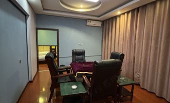 Xianyang Jinyue Hotel