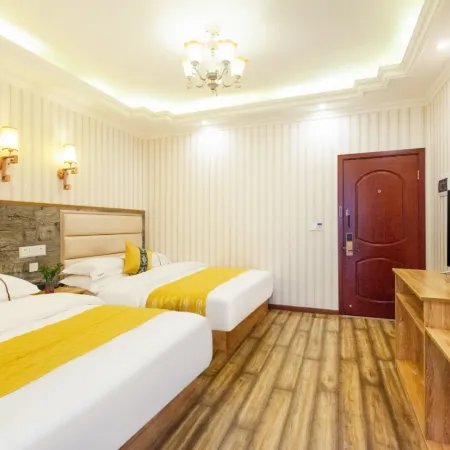 Kangdingtian Road Homeland Hotel