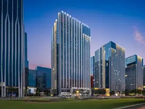 Atour Hotel Zhengzhou East Station East Plaza