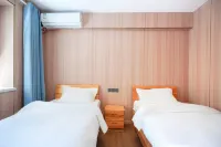 Burqin Chujian Hostel