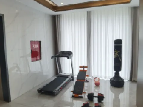 บิสซิเนส โฮเต็ล กุ้ยซาน (สาขา เขตทิวทัศน์ซวงเฉียวโกว) ภูเขาสื่อกูเนี่ยง โรงแรมในเซี่ยวจิน