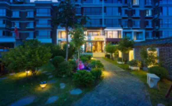 Dandong Liyuan Hotel (Yalujiang Duanqiao Branch)