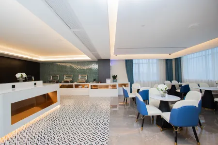 LITCHI HOTEL（Liling South Bus Station Branch） Отели рядом с достопримечательностью «Zhuangyuanzhou Island»