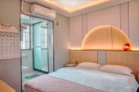 Ruichen Homestay (North Square of Kunming Railway Station)