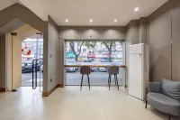 Yuyao Jjiangnanbusiness Hotel