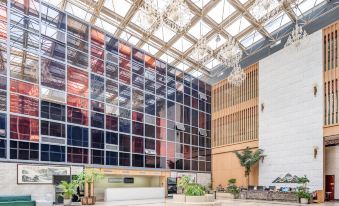 UP Huayi International Hotel