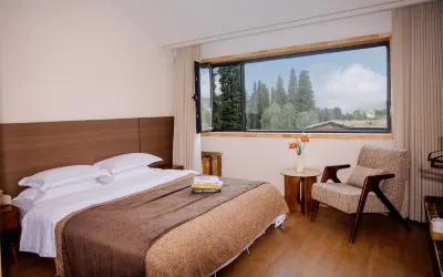 YiFenge Homestay Hotels near Qiongkushitai Purple Flower Slope