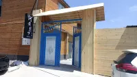 Heqian Yuexia Homestay Hotels near Yi Li He Da Qiao
