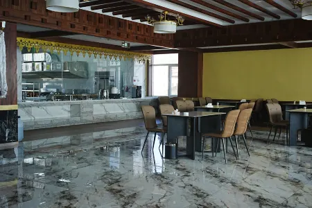 Nangqian Secret Realm Hotel Отели рядом с достопримечательностью «Xiangdata Relic Site»