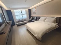 Vienna International Hotel (Ronggui Fisherman's Wharf) Отели рядом со станцией Станция Юн Чунг