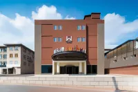 World Smart Hotel (Jinan The Mix City Provincial Museum) 치루 공업대학-산둥성 과학원 남부캠퍼스 주변 호텔