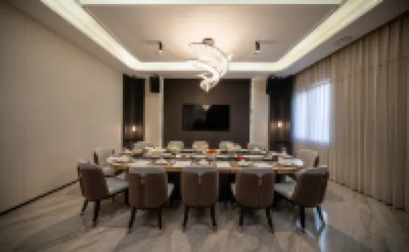 Luhuo Bodala Grand Hotel
