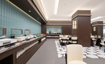 Yunman Hotel (Shantou The Mixc Longyan South Road Food Street)