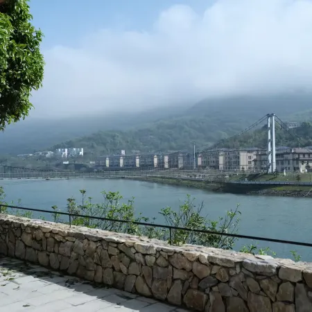 Dongjiang Lake Yashiju Homestay