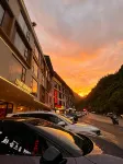 Shanwan Yujing Hotel (Detian Transnational Waterfall Scenic Area) - parking