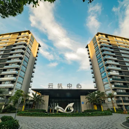 Xinhaili Scenic Apartment (Songlan Mountain Scenic Area)