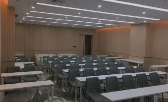 Xiyu Hotel (Nanyang Railway Station Fuya Branch)
