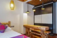 Longji Longshang Inn|Retire Ridge Inn | Longji Terrace Seven Stars with Moon Observation Deck)