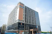 Maomingjia International Hotel (Dianbai Wanda Plaza Branch) Отели рядом с достопримечательностью «Анонимный Институт Здоровья»