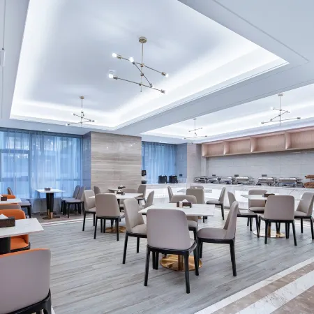Kyriad Marvelous Hotel (Duyun center wanda plaza branch)