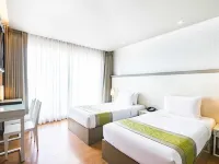 فندق بست ويسترن باتونج بيتش Hotels near مجمع بارادايس باتونغ
