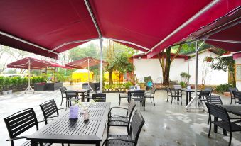 Emeishan Elan Hotel - Housity