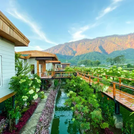 Pondanu Cabins by the Lake Отели рядом с достопримечательностью «Бедугул»