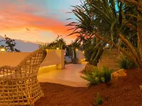 Liuyue · Designer Lake View Holiday Hostel Hotels in Dali