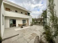 Ziyang Yanjia Ba Jinshi Rural Residence