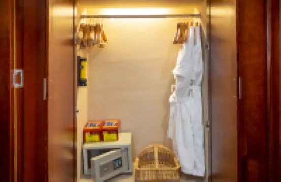 承德盛華大飯店（避暑山莊店）