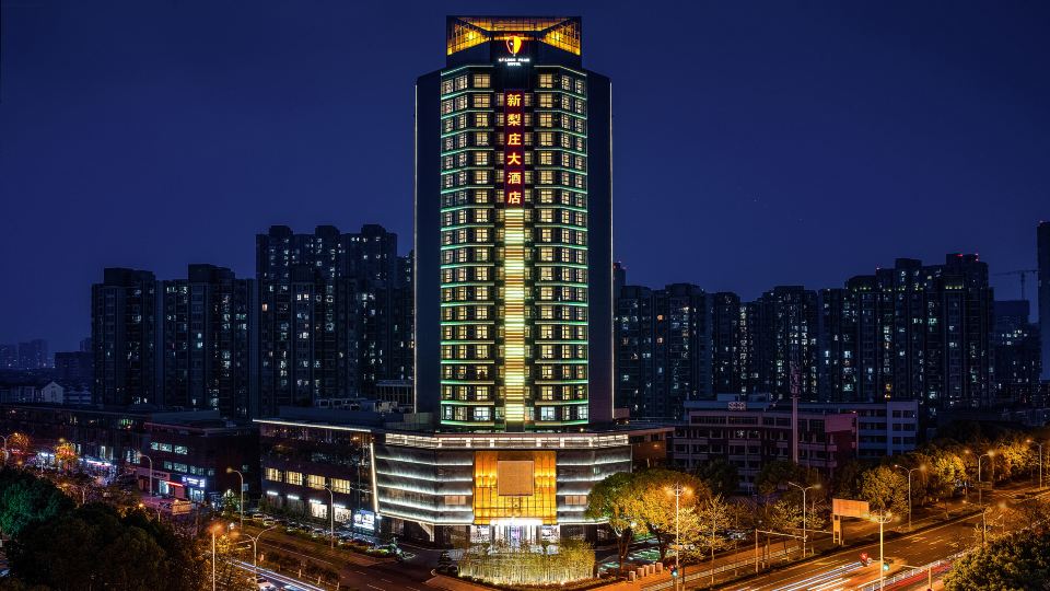 Golden Pear Hotel