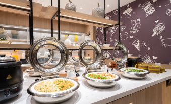 HanTing Premium Hotel (Guangzhou Yuexiu Park Memorial Hall)