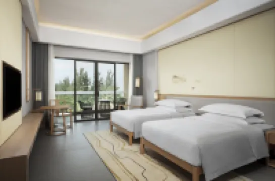 Sheraton Maoming Romantic Beach Resort