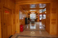 Luqu Lianbao Hotel