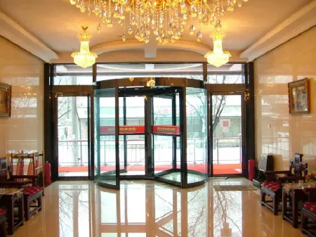 Yuanping Xishan Hotel Отели рядом со станцией Xuangang Railway Station