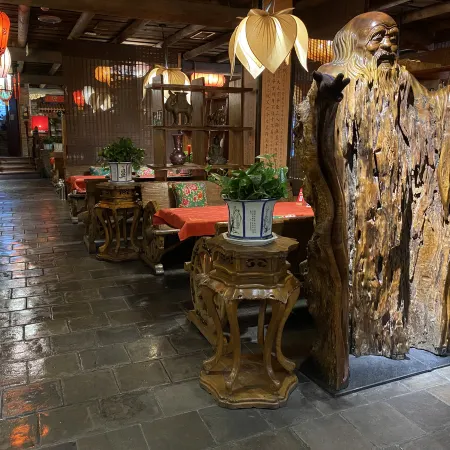 Zibo Dahongmen Hotel (Shandong University of Technology Museum)