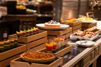 New World Dalian Hotel - breakfast