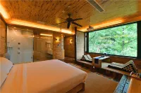 Yuemushan • Banshan Commune - balcony