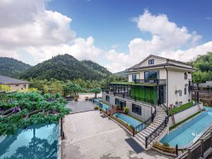 Hangzhou Luqishanju·Summer Starry Sky Pool Resort