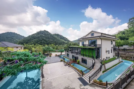 Hangzhou Luqishanju·Summer Starry Sky Pool Resort Отели рядом с достопримечательностью «Shangougou Scenic Resort»
