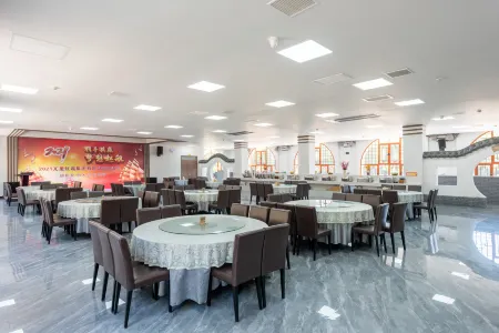 Red Ballad Отели рядом с достопримечательностью «Wangjiaping Revolutionary Site»