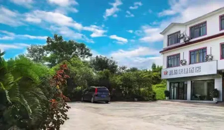 Guilin airport convenient hotel