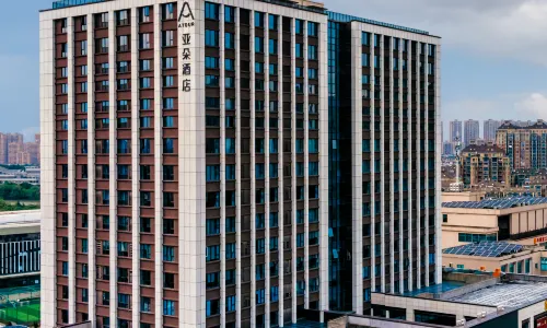 Atour Hotel Pinghu Donghu Sports Center